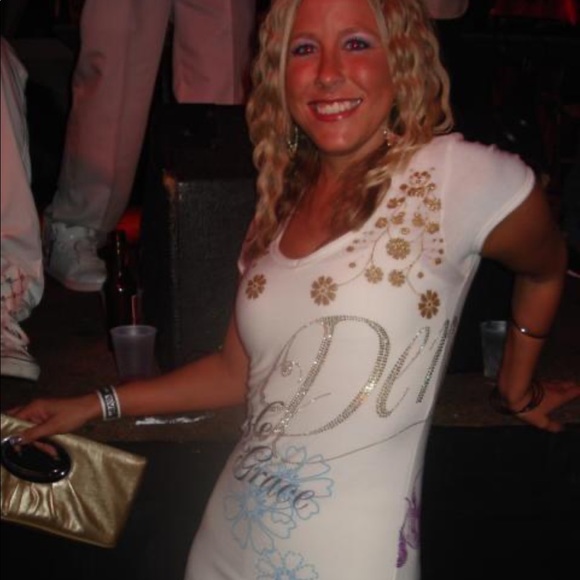 Meet Your Posher! Hello, I’m Tiffany! - Picture 10 of 13